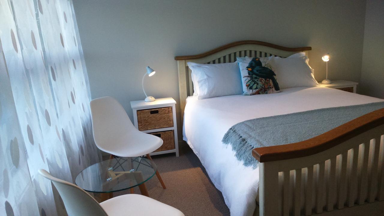 Restview Bed and Breakfast Dunedin Exteriör bild